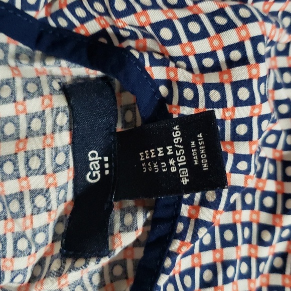 (M) GAP Loose Fit Nautical Coord Set Geometric Back Keyhole Cutout Vacation - Picture 3 of 9